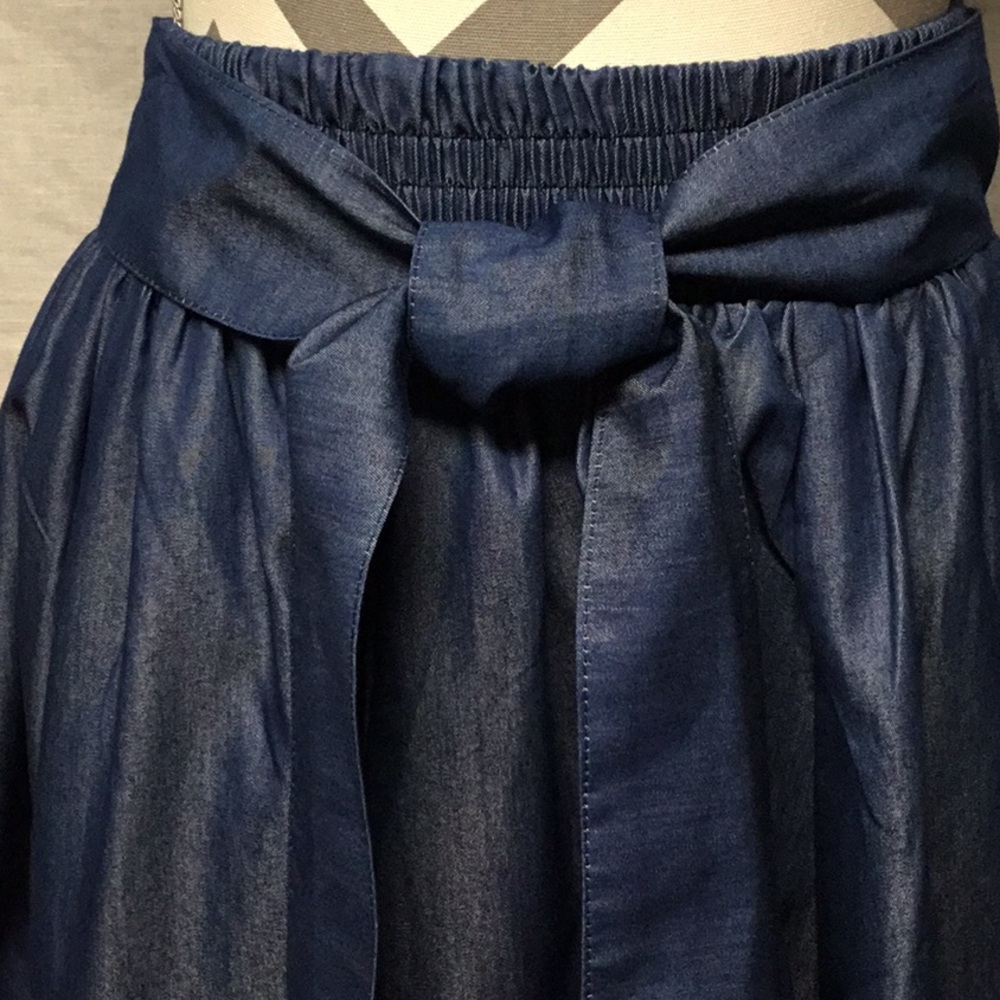 Skirt - Picture 2 of 5